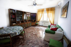 [METRO Pigneto] - Spazioso Flat con WiFi & Netflix